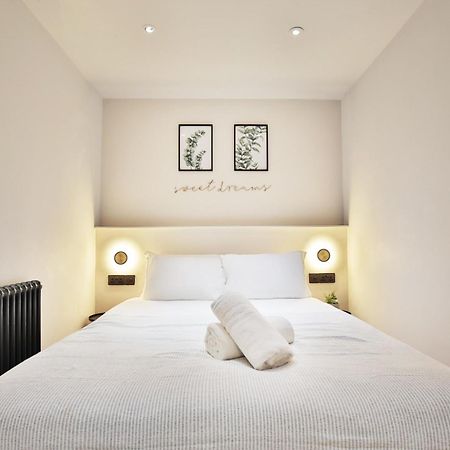 Stunning Luxury Townhouse In Centre Of Manchester Esterno foto