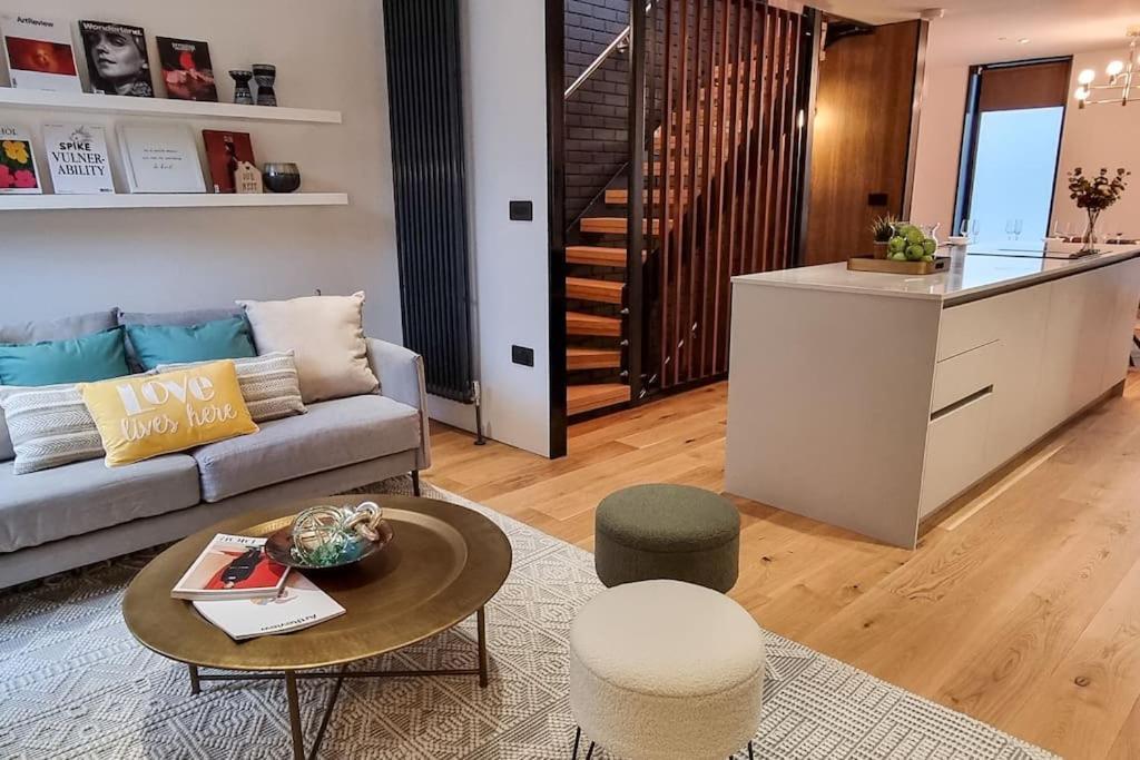 Stunning Luxury Townhouse In Centre Of Manchester Esterno foto