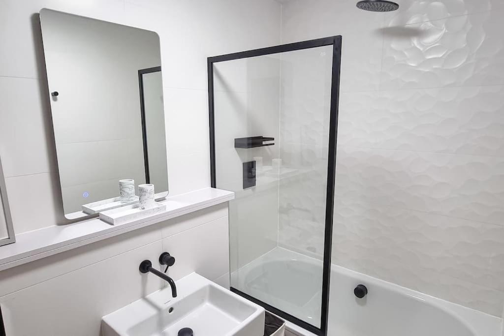 Stunning Luxury Townhouse In Centre Of Manchester Esterno foto